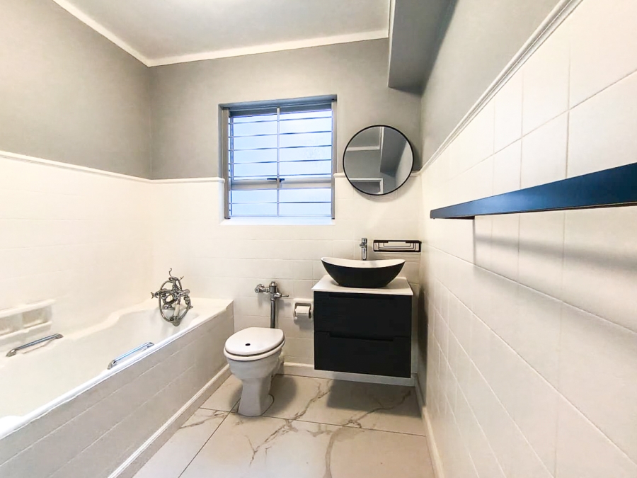 4 Bedroom Property for Sale in Claremont Western Cape